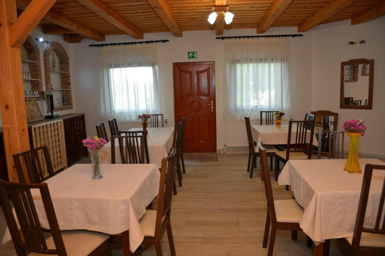 Vila Anna Sovata Buitenkant foto